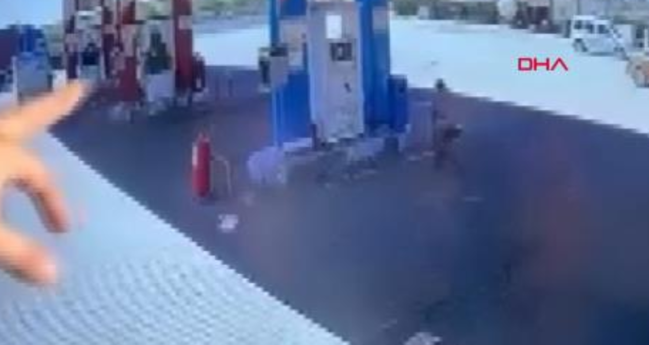 akaryakit istasyonundaki silahli kavga kamerada qGx5PBWu