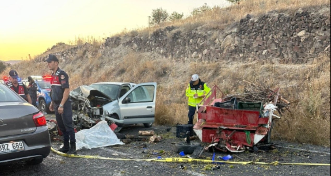 nevsehirde patpat ile otomobil carpisti olu ve yaralilar var Az5IjRpO