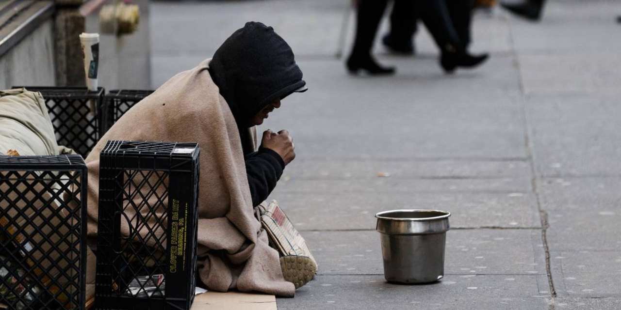 trumpin gumruk tarifeleri yoksul sayisini arttiracak POjJ2kgD