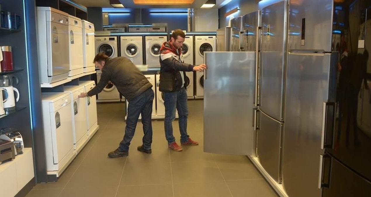 unlu beyaz esya devi 2 fabrikasini kapatiyor binlerce kisi issiz kalacak stiSQiZh