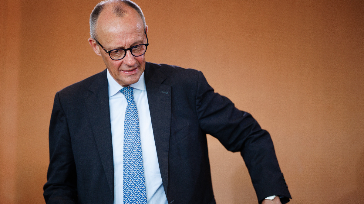 suriye devlet baskani ahmed sara basbakan merz tarafindan almanyaya davet edildi 7sfXjUpG.jpg