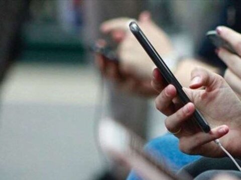 Akıllı Telefon Pazarında Tarihi Daralma: 2026 Yılına Dair Alarm Zilleri