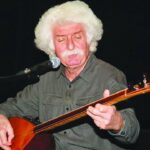 usta-sanatci-sadik-gurbuz-50nci-sanat-yilini-konserlerle-kutluyor-ask-kavga-gurbet-jYBe5wmr